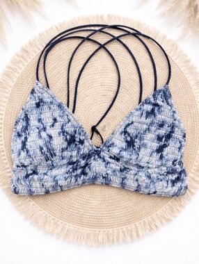 Victoria's Secret PINK Blue Tie-Dye Smocked Bralette with Strappy Back Size M
